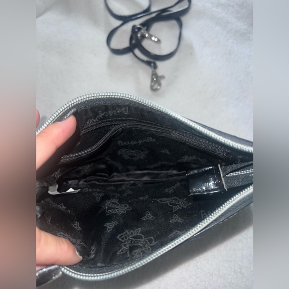 Betsey Johnson crossbody - Picture 2 of 7